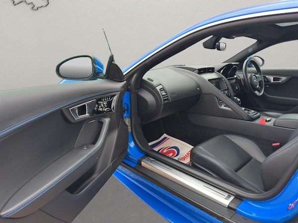 Used Jaguar F-Type 2016 for sale - 74311072: Photo 32