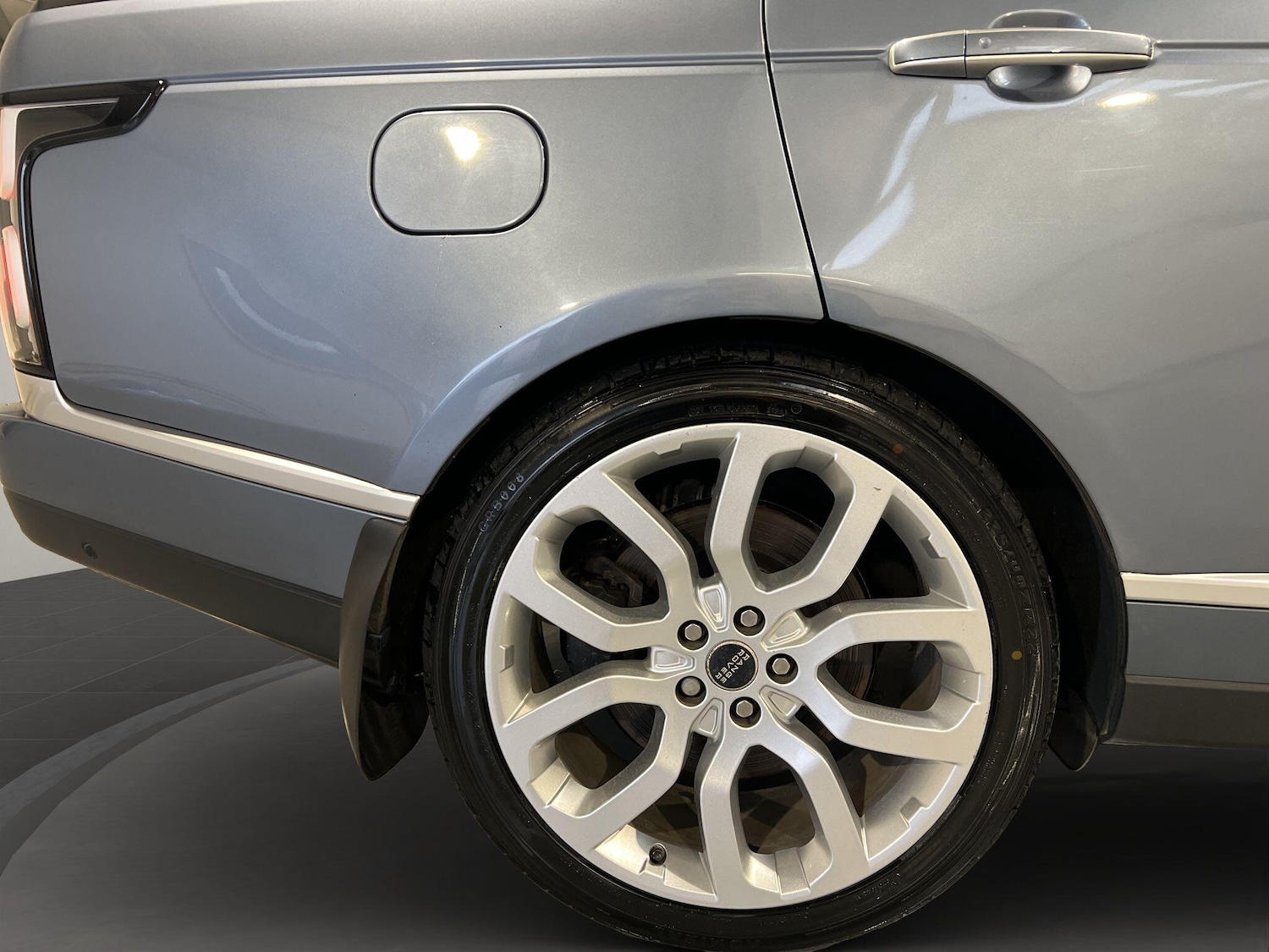 Used Land Rover Range Rover 2019 for sale - 77191144: Photo 32