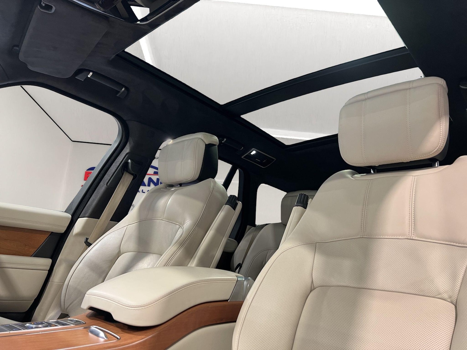 Used Land Rover Range Rover 2019 for sale - 77191144: Photo 45