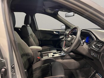 Used Ford Kuga 2024 for sale - 77440170: Photo