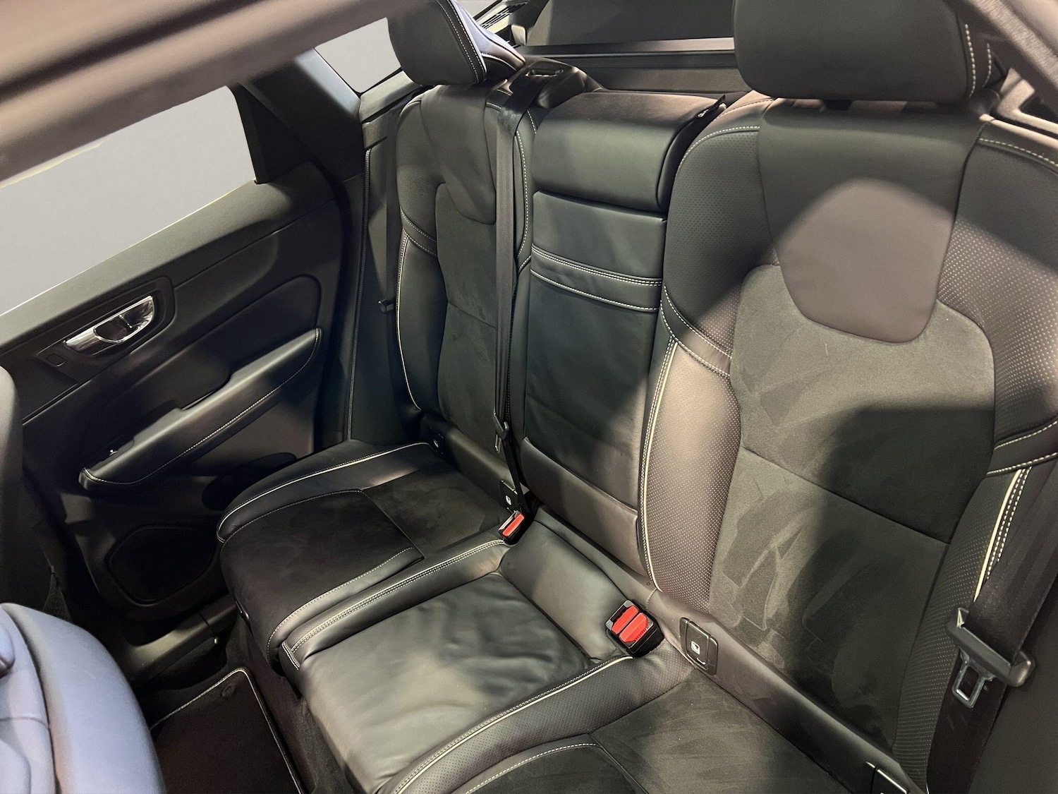 Used Volvo XC60 2019 for sale - 77191000: Photo 24