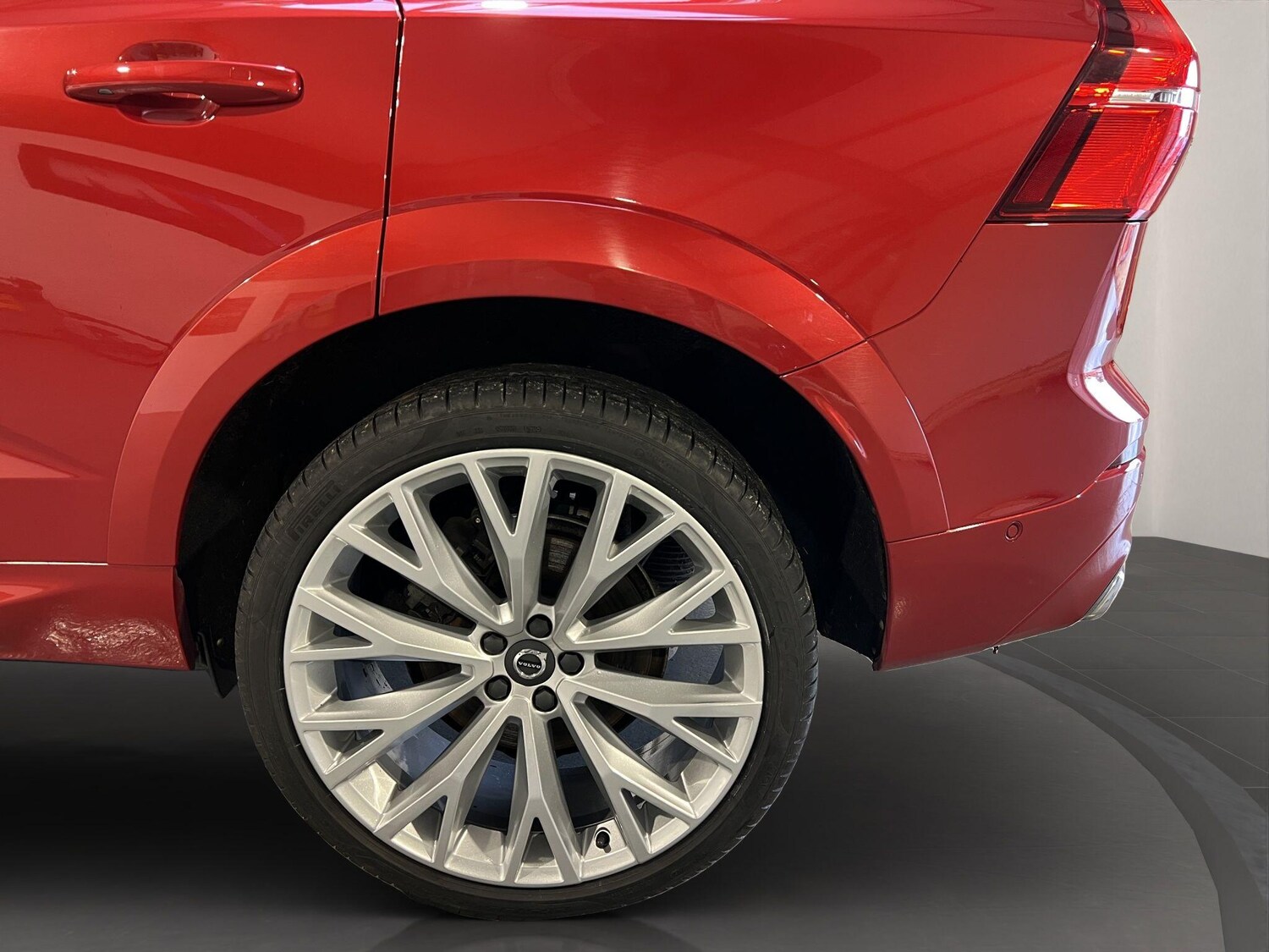 Used Volvo XC60 2019 for sale - 77191000: Photo 32