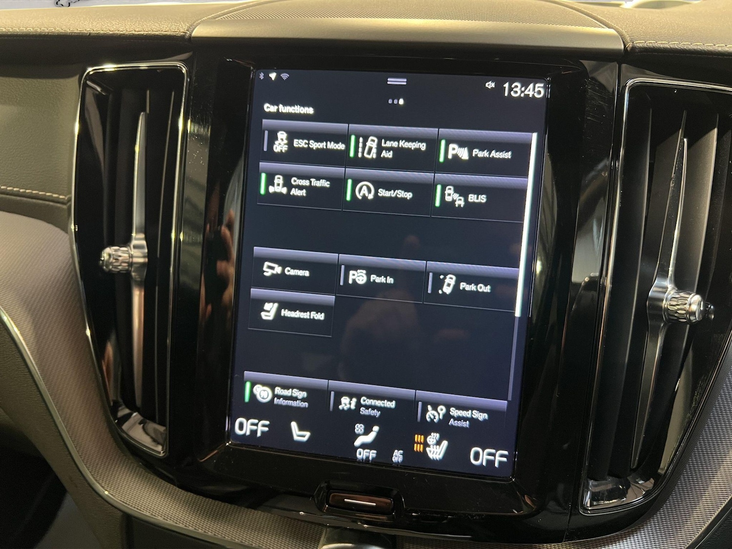 Used Volvo XC60 2019 for sale - 77191000: Photo 35