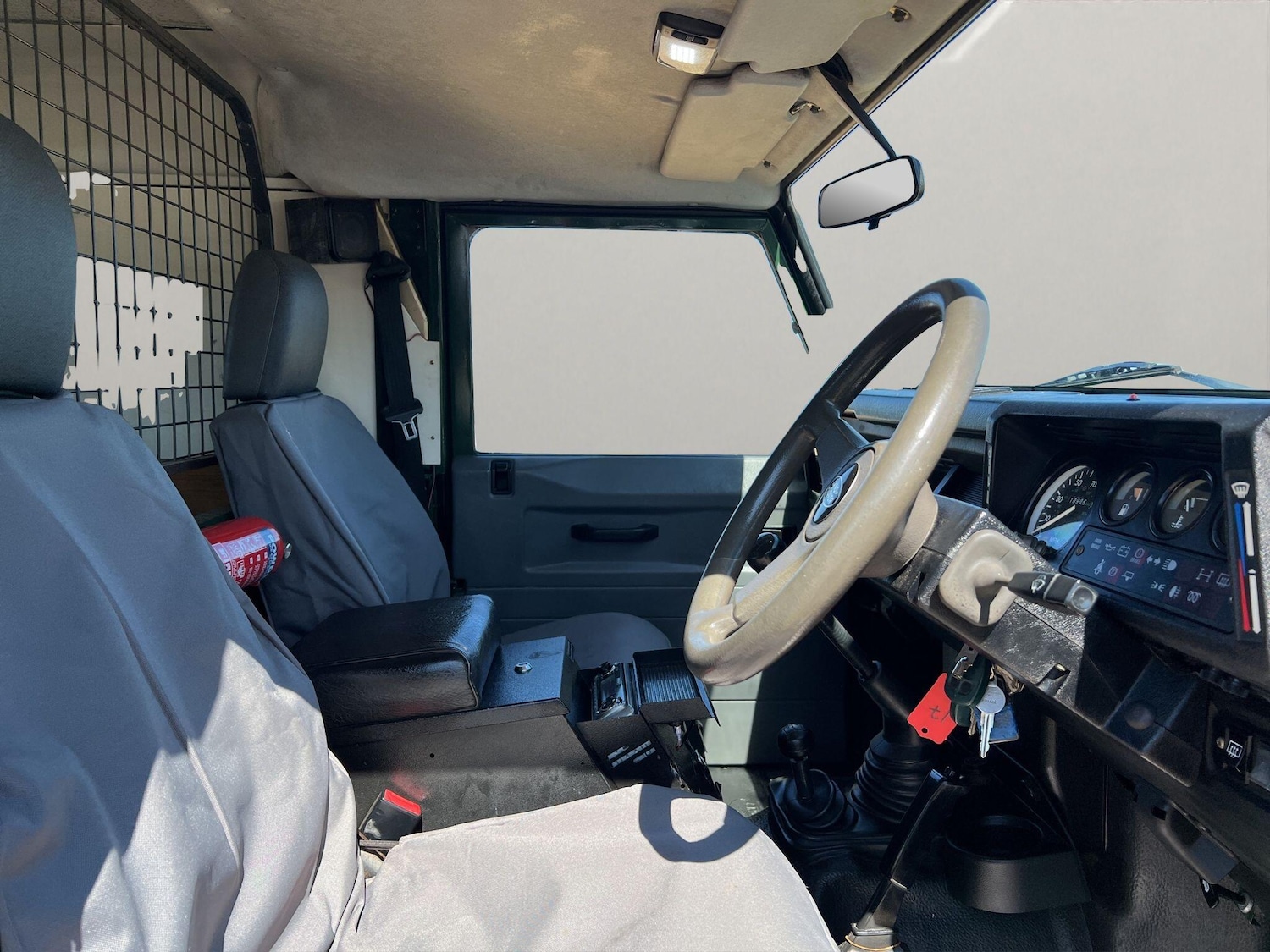 Used Land Rover Defender 1998 for sale - 76988073: Photo 10