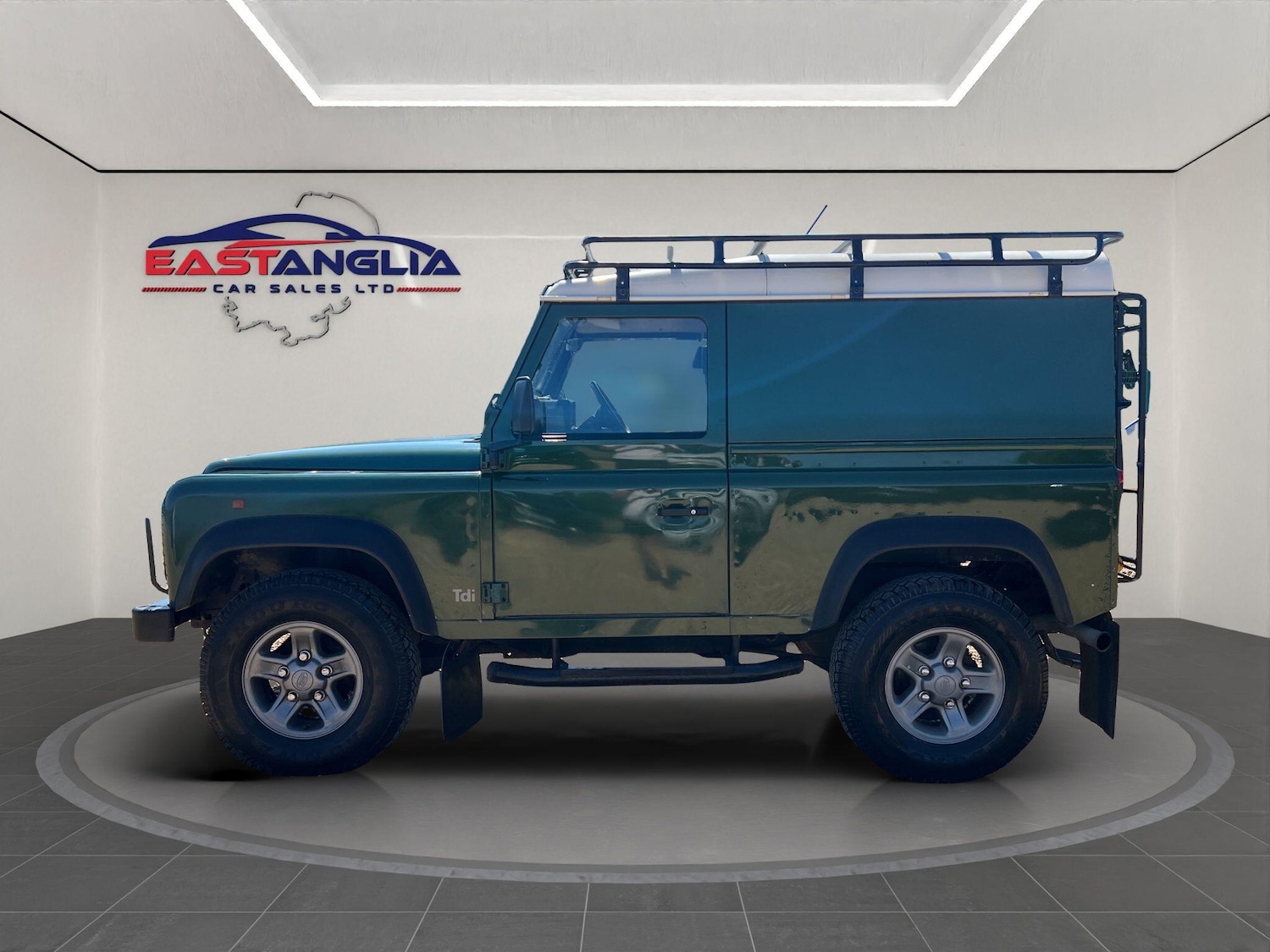 Used Land Rover Defender 1998 for sale - 76988073: Photo 5