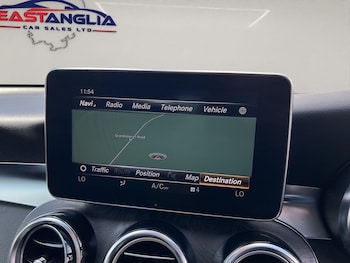 Used Mercedes-Benz GLC 2018 for sale - 75915623: Photo