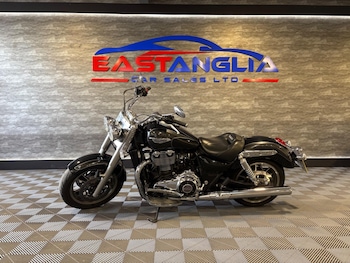 Used Triumph Thunderbird 1700 2020 for sale - bike-79049821: Photo