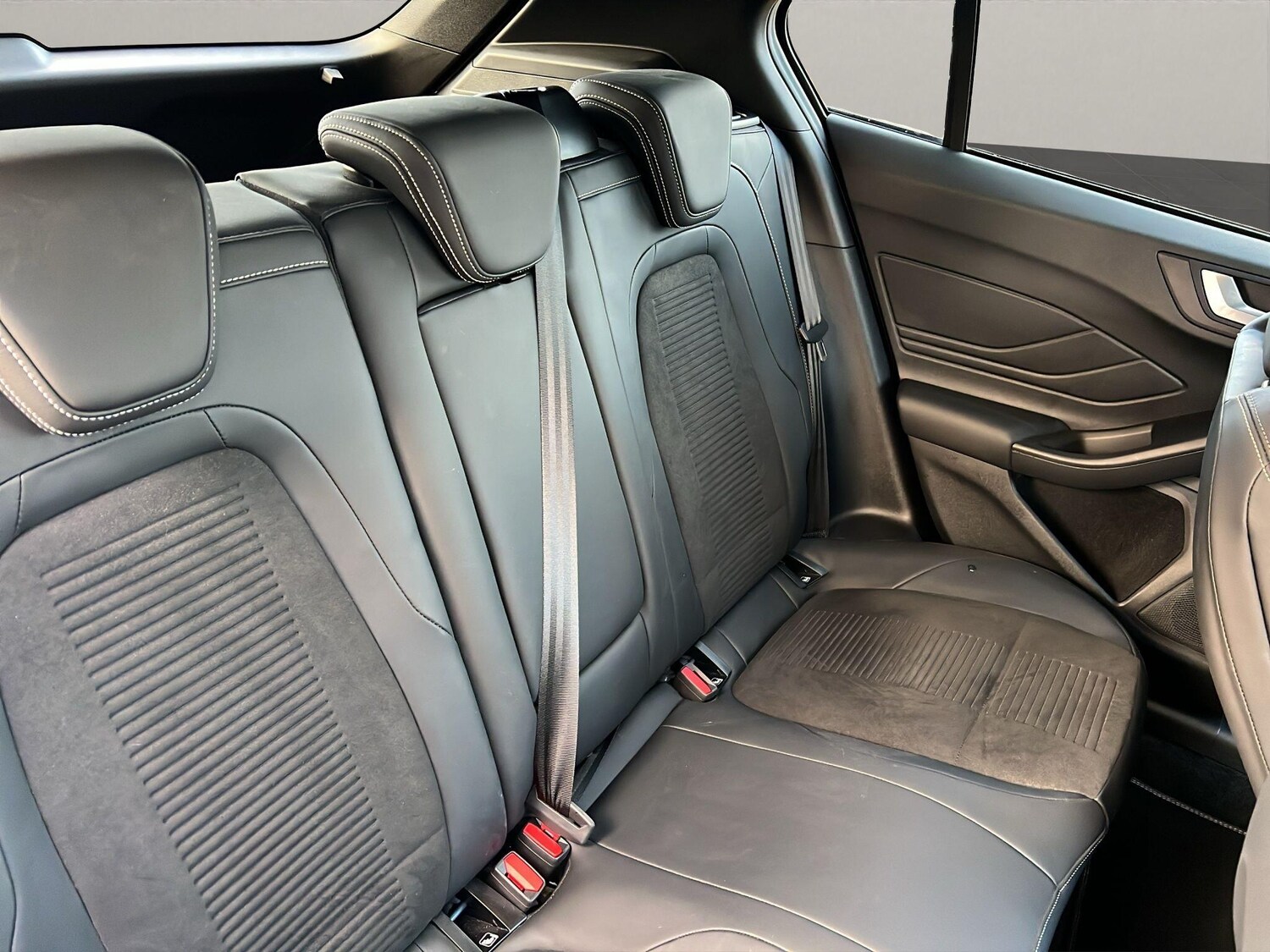 Used Ford Focus for sale - 76996652: Photo 16