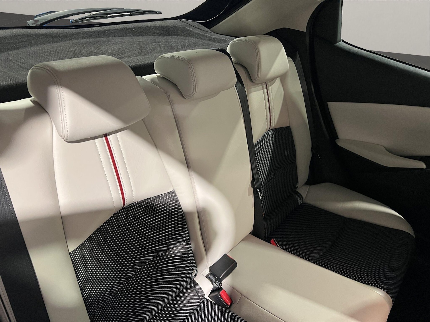 Used Mazda Mazda2 2019 for sale - 77345400: Photo 16