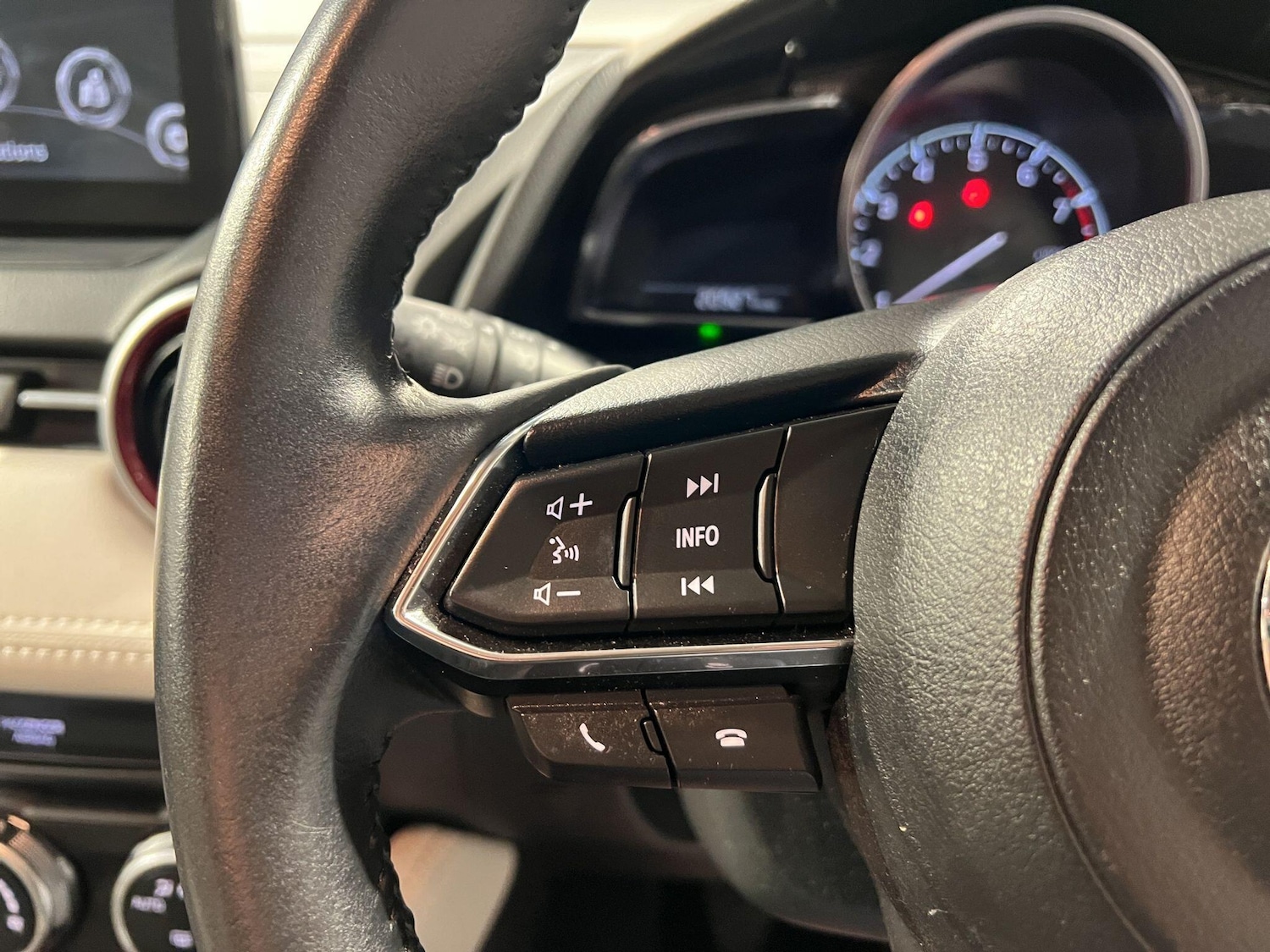 Used Mazda Mazda2 2019 for sale - 77345400: Photo 21