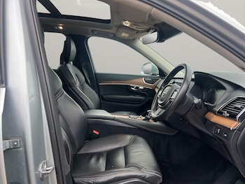 Used Volvo XC90 2017 for sale - 76499350: Photo