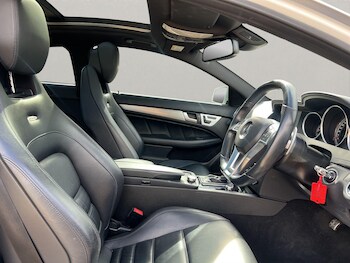 Used Mercedes-Benz C Class 2014 for sale - 77672028: Photo