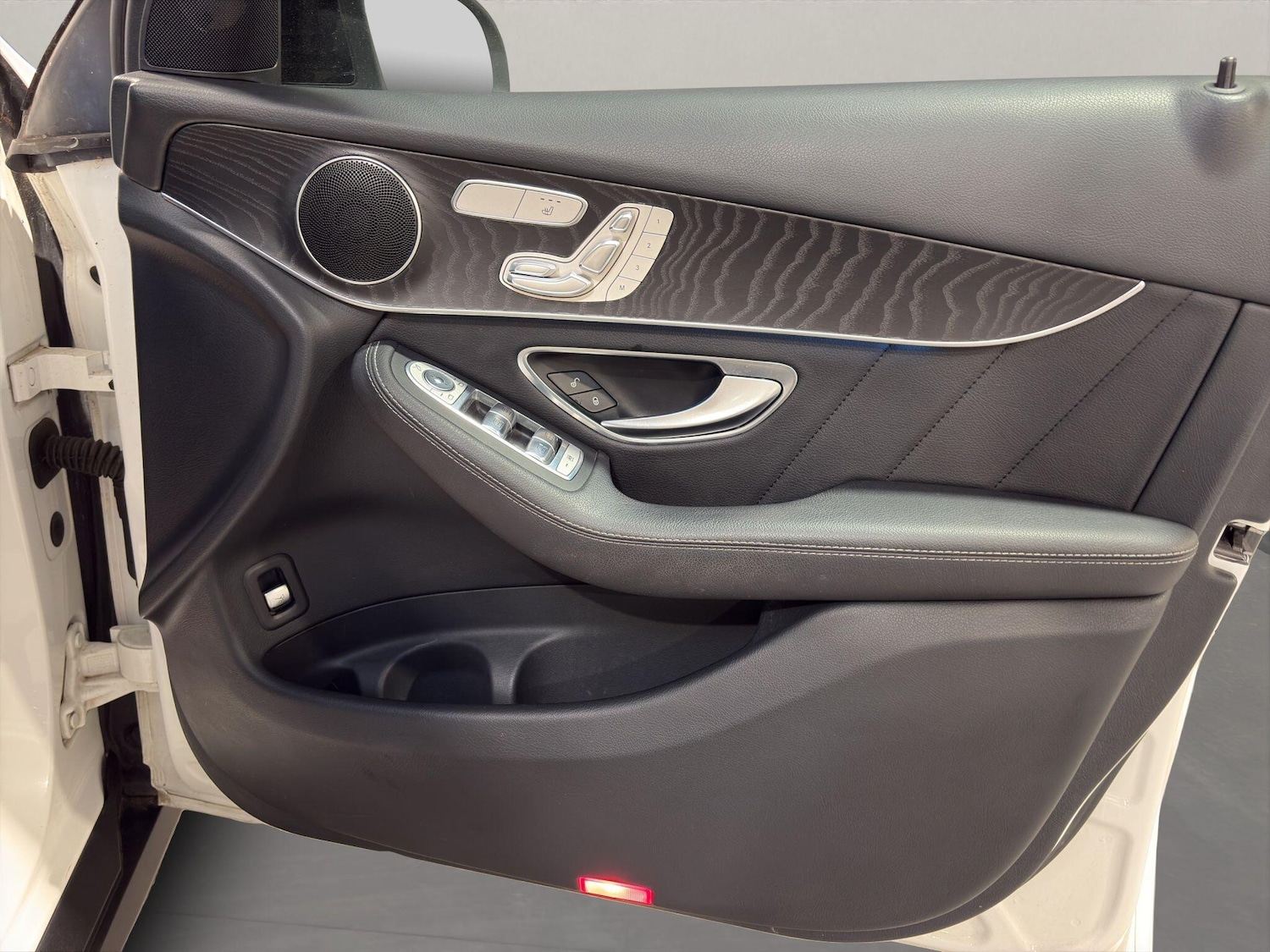 Used Mercedes-Benz GLC 2016 for sale - 78204870: Photo 12