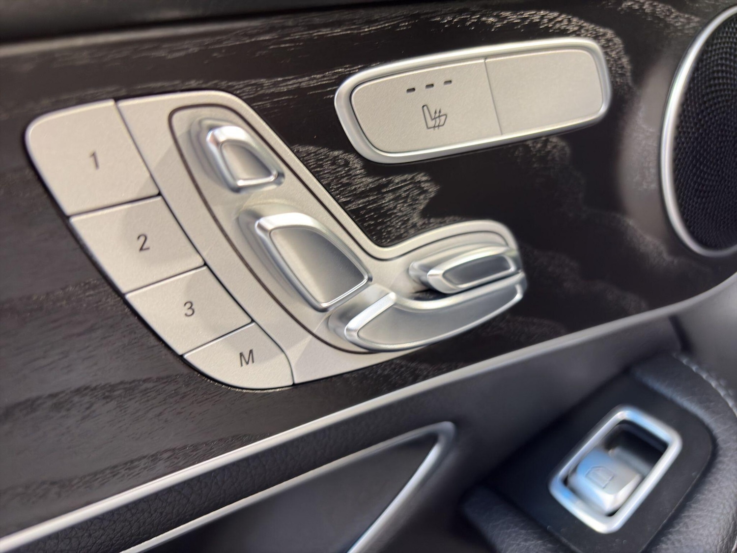 Used Mercedes-Benz GLC 2016 for sale - 78204870: Photo 37