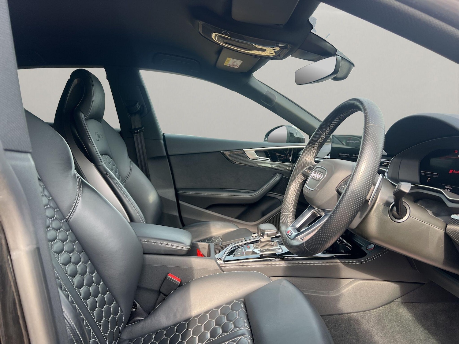 Used Audi RS5 2022 for sale - 76988915: Photo 3