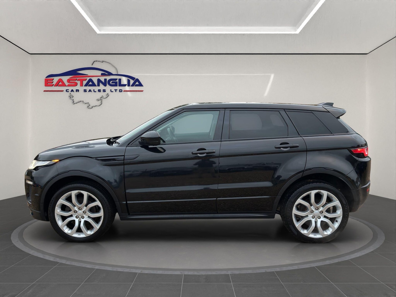 Used Land Rover Range Rover Evoque 2018 for sale - 76498586: Photo 2