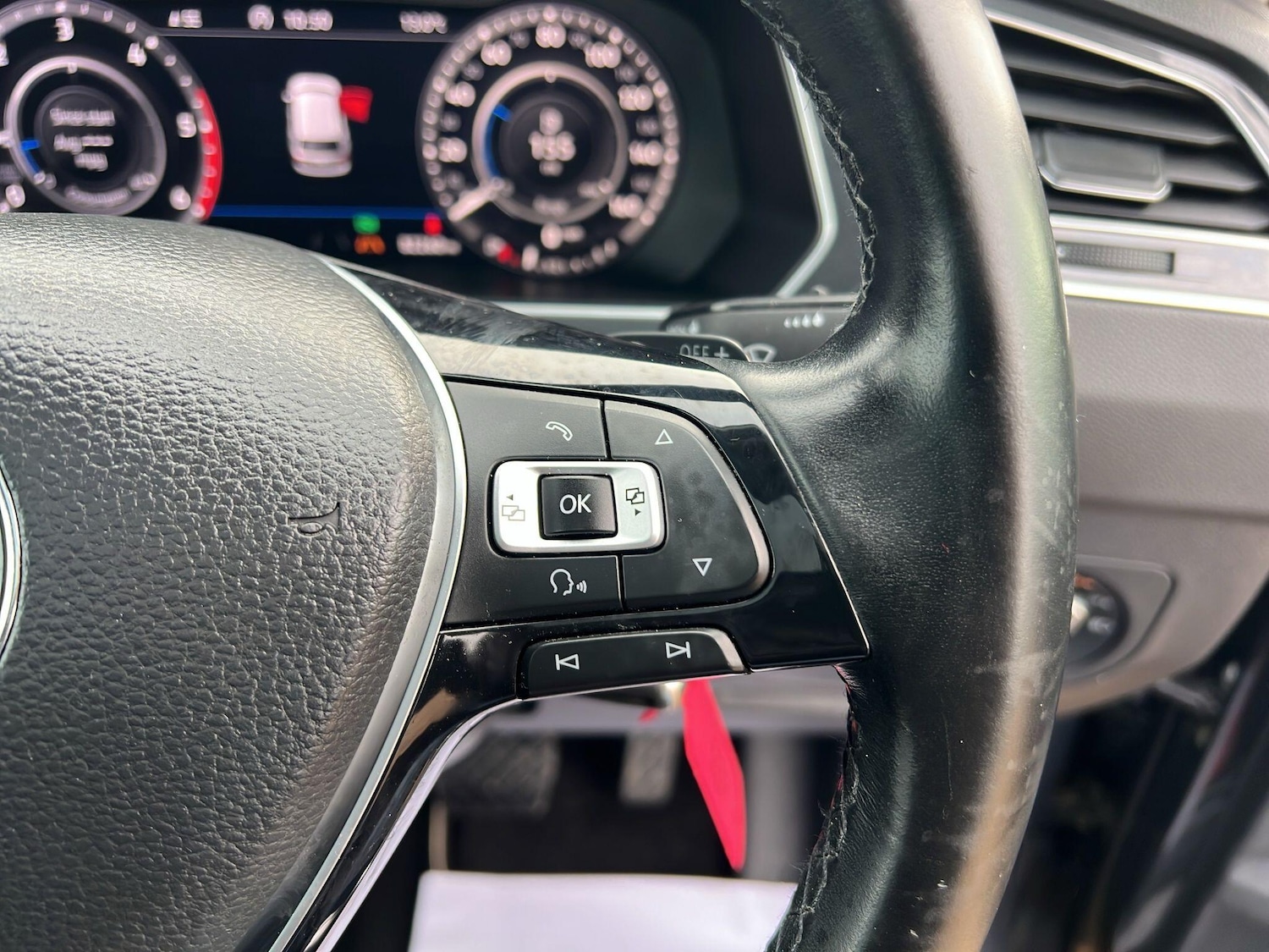 Used Volkswagen Tiguan 2017 for sale - 76538237: Photo 22