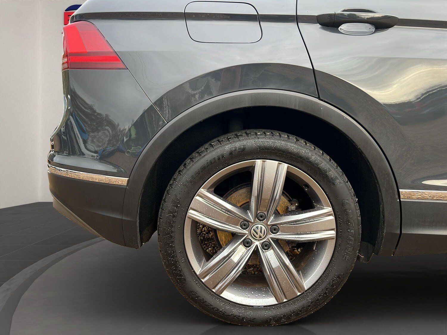 Used Volkswagen Tiguan 2017 for sale - 76538237: Photo 30