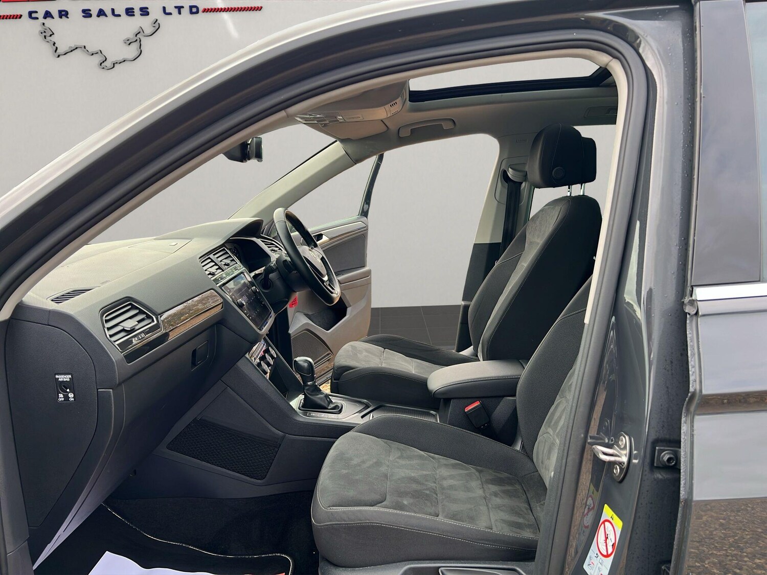 Used Volkswagen Tiguan 2017 for sale - 76538237: Photo 44