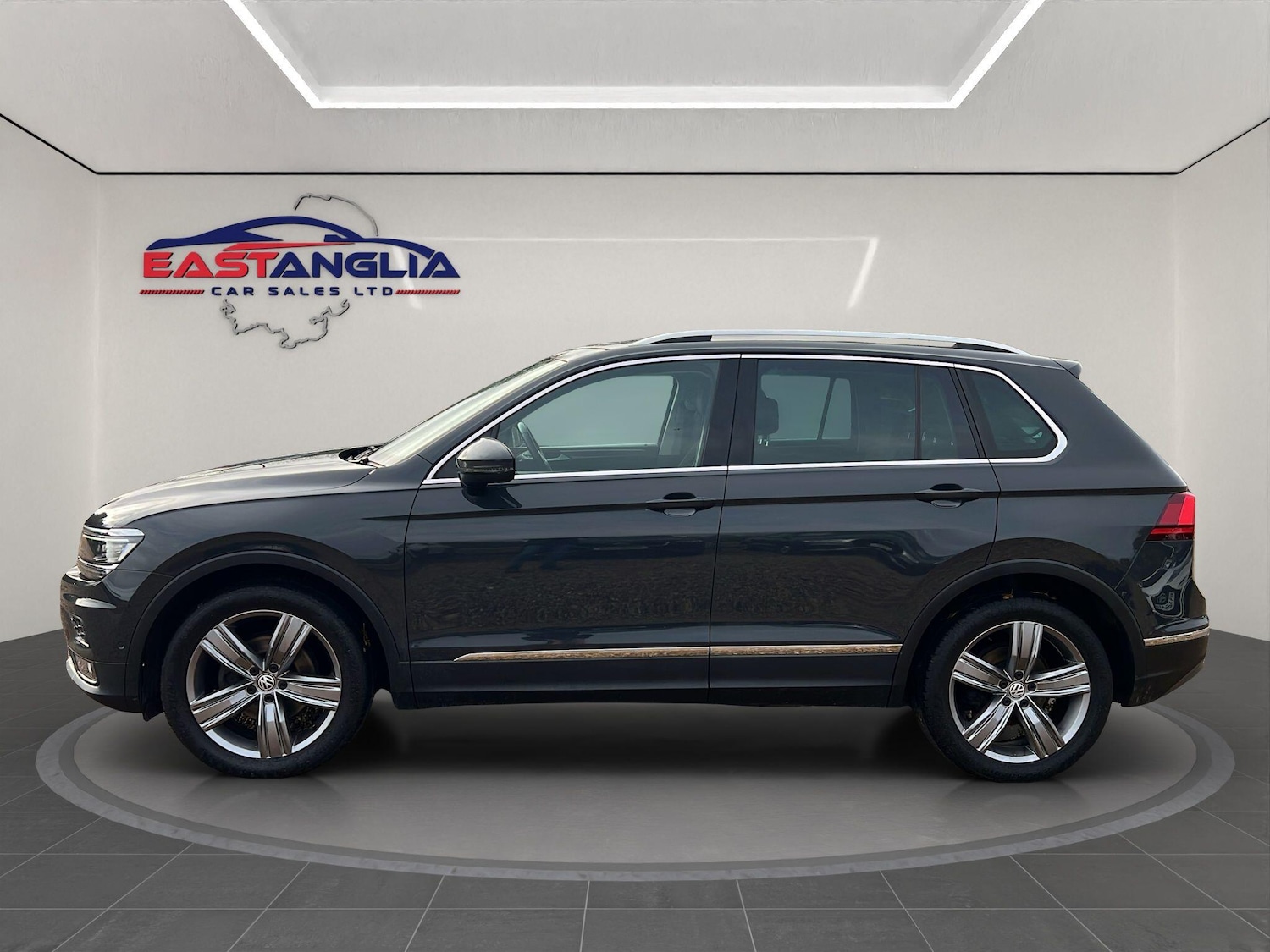 Used Volkswagen Tiguan 2017 for sale - 76538237: Photo 6