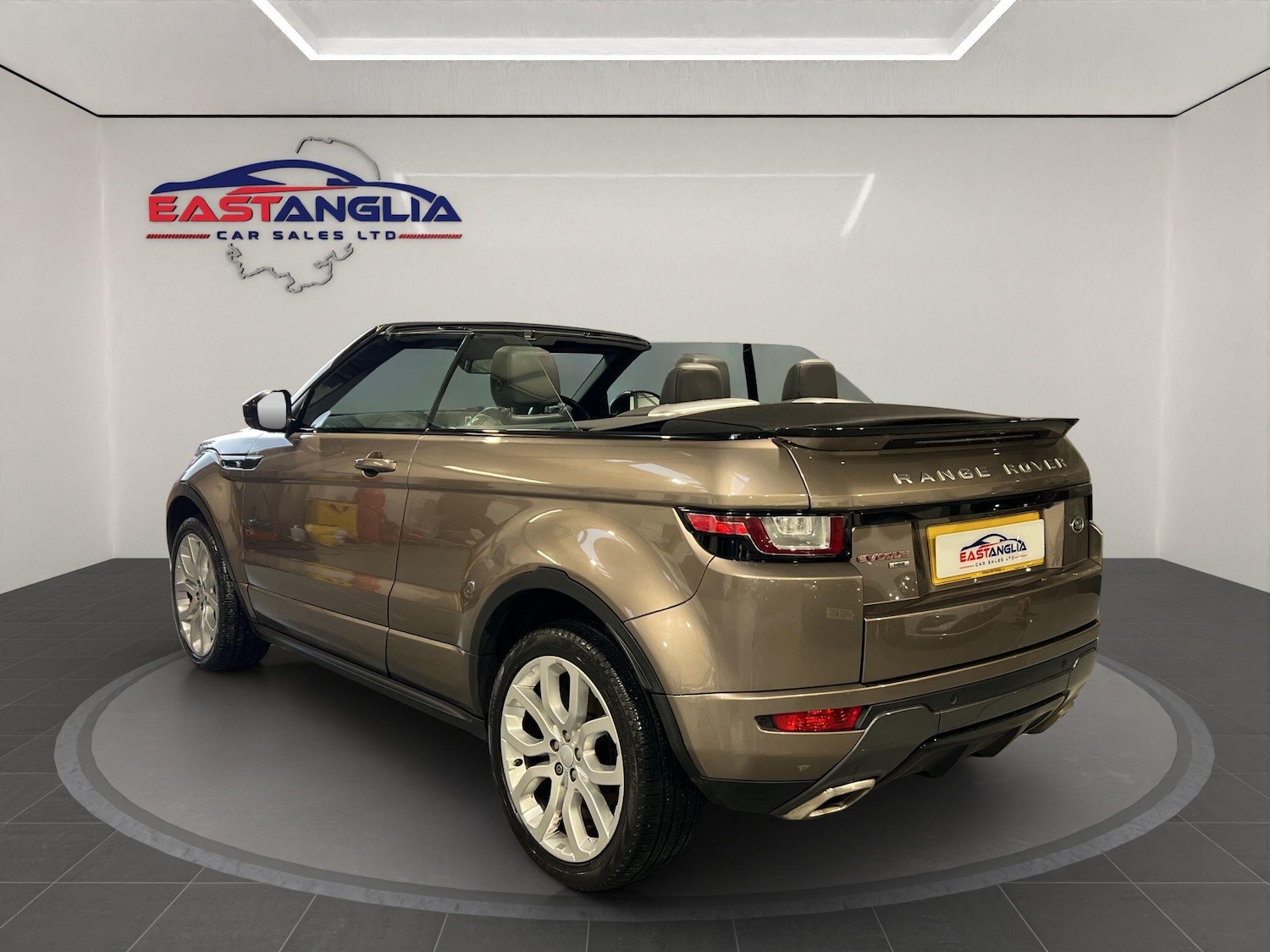 Used Land Rover Range Rover Evoque 2017 for sale - 77524586: Photo 2
