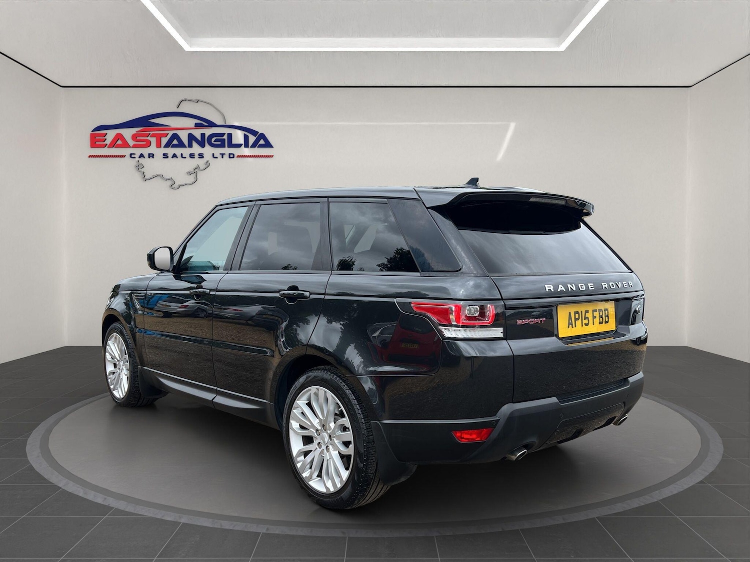 Used Land Rover Range Rover Sport 2015 for sale - 77109256: Photo 2