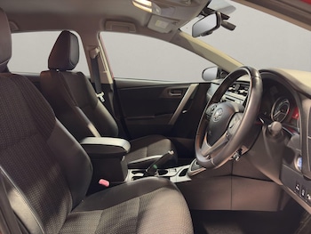 Used Toyota Auris 2015 for sale - 78648762: Photo