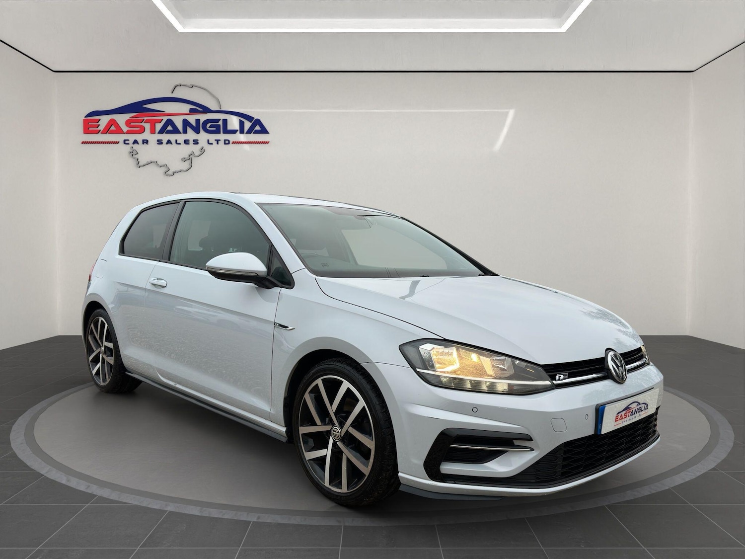 Used Volkswagen Golf 2018 for sale - 77067137: Photo 8