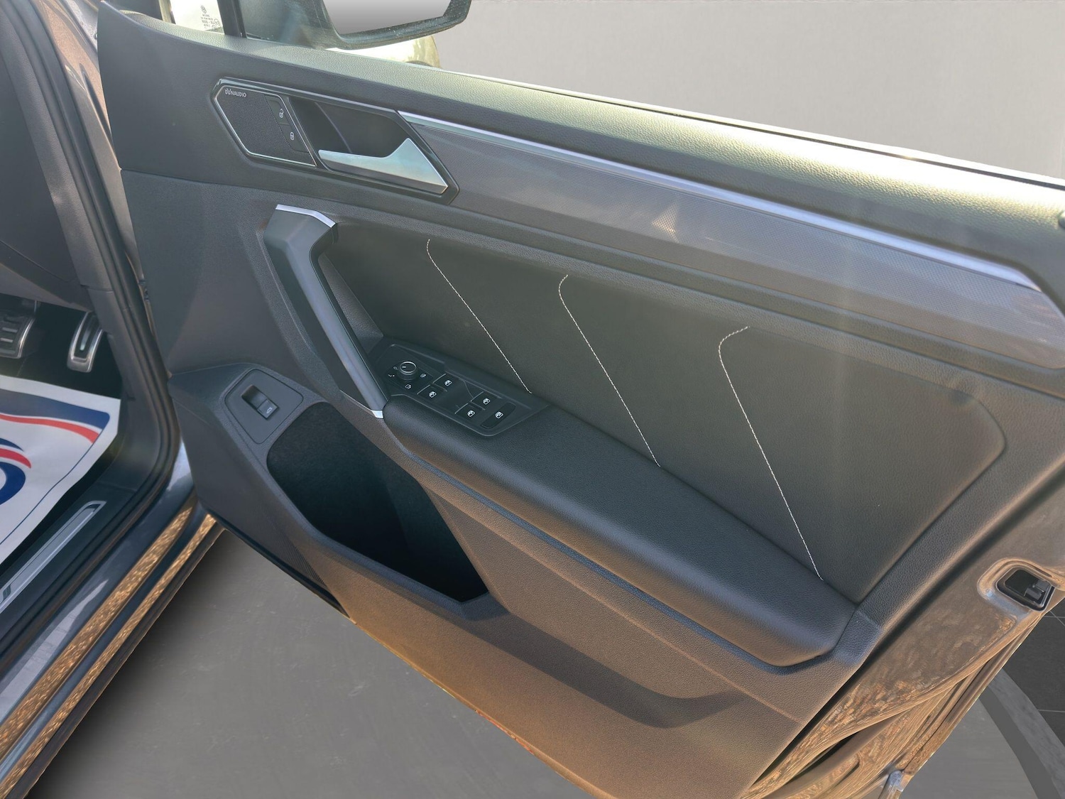 Used Volkswagen Tiguan 2017 for sale - 76072969: Photo 12