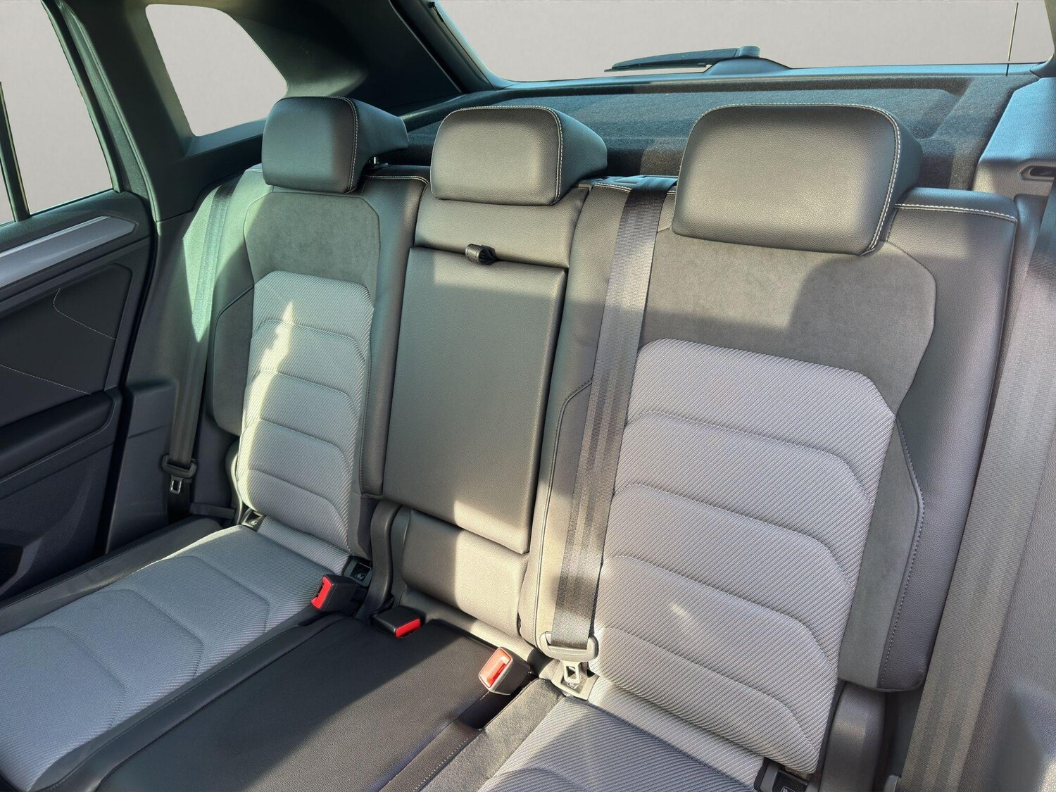 Used Volkswagen Tiguan 2017 for sale - 76072969: Photo 16