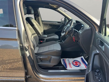 Used Volkswagen Tiguan 2017 for sale - 76072969: Photo