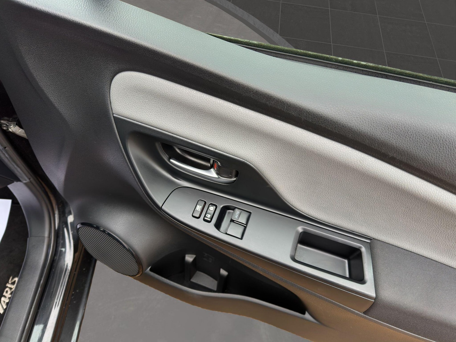 Used Toyota Yaris 2019 for sale - 76918706: Photo 12