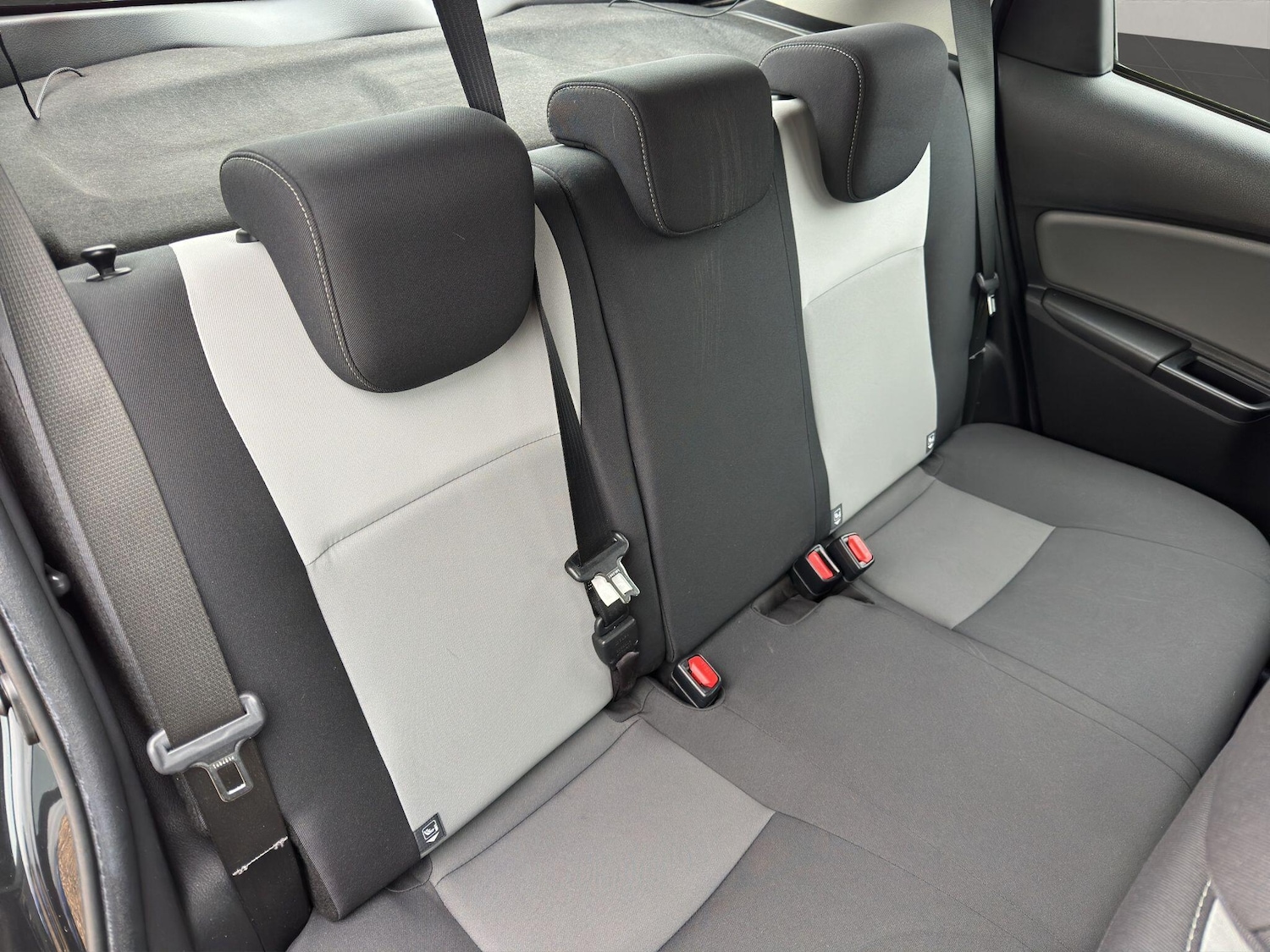 Used Toyota Yaris 2019 for sale - 76918706: Photo 21