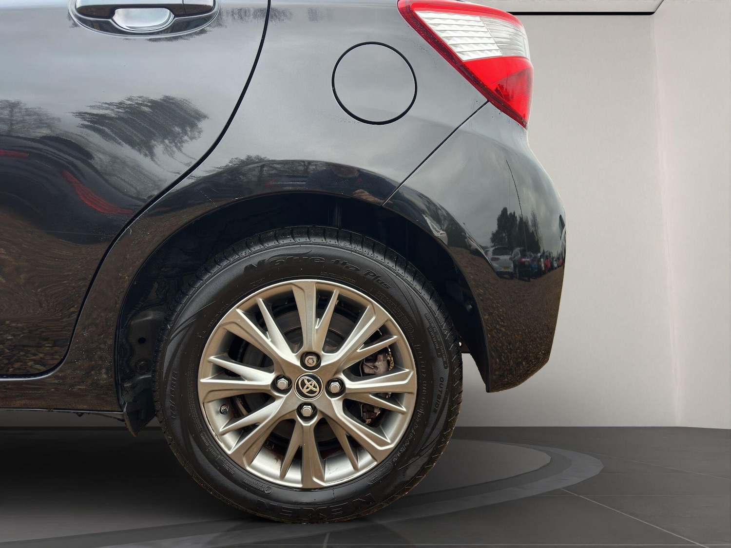 Used Toyota Yaris 2019 for sale - 76918706: Photo 24