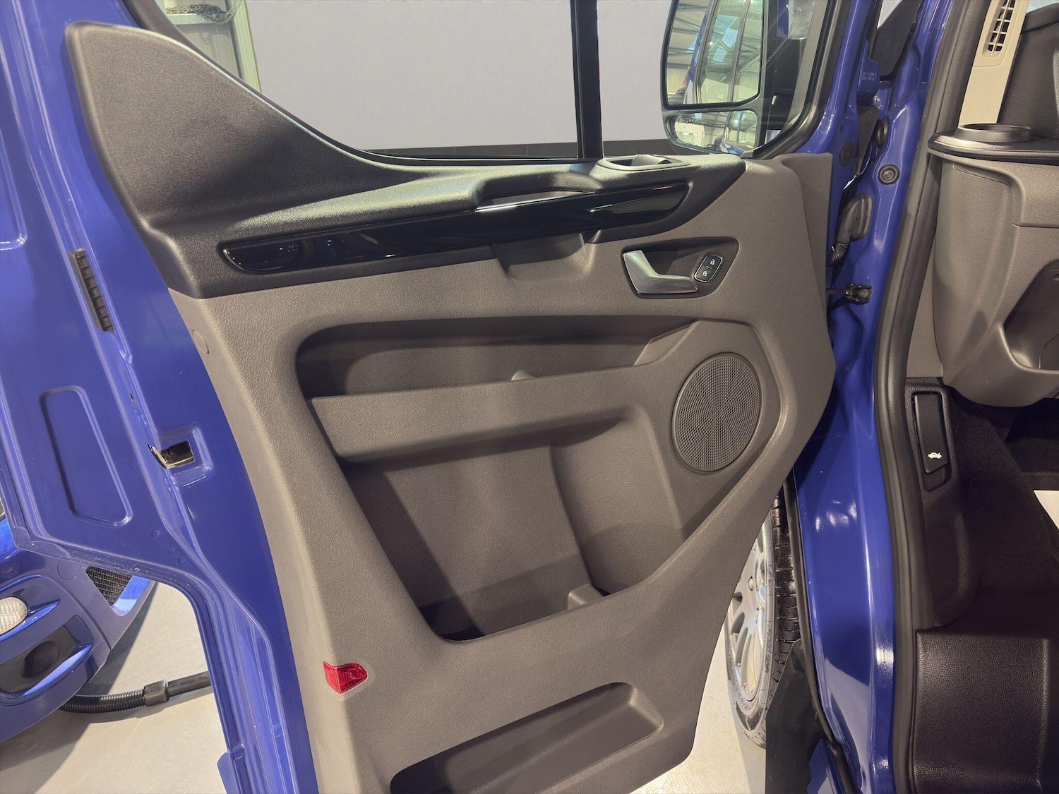 Used Ford Transit Custom for sale - 77395864: Photo 42