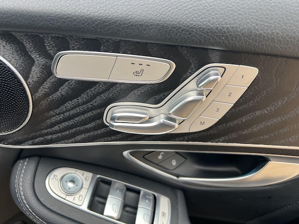Used Mercedes-Benz GLC 2017 for sale - 76282706: Photo 24