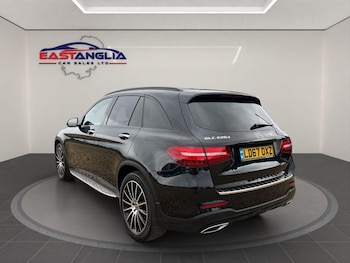 Used Mercedes-Benz GLC 2017 for sale - 76282706: Photo 2
