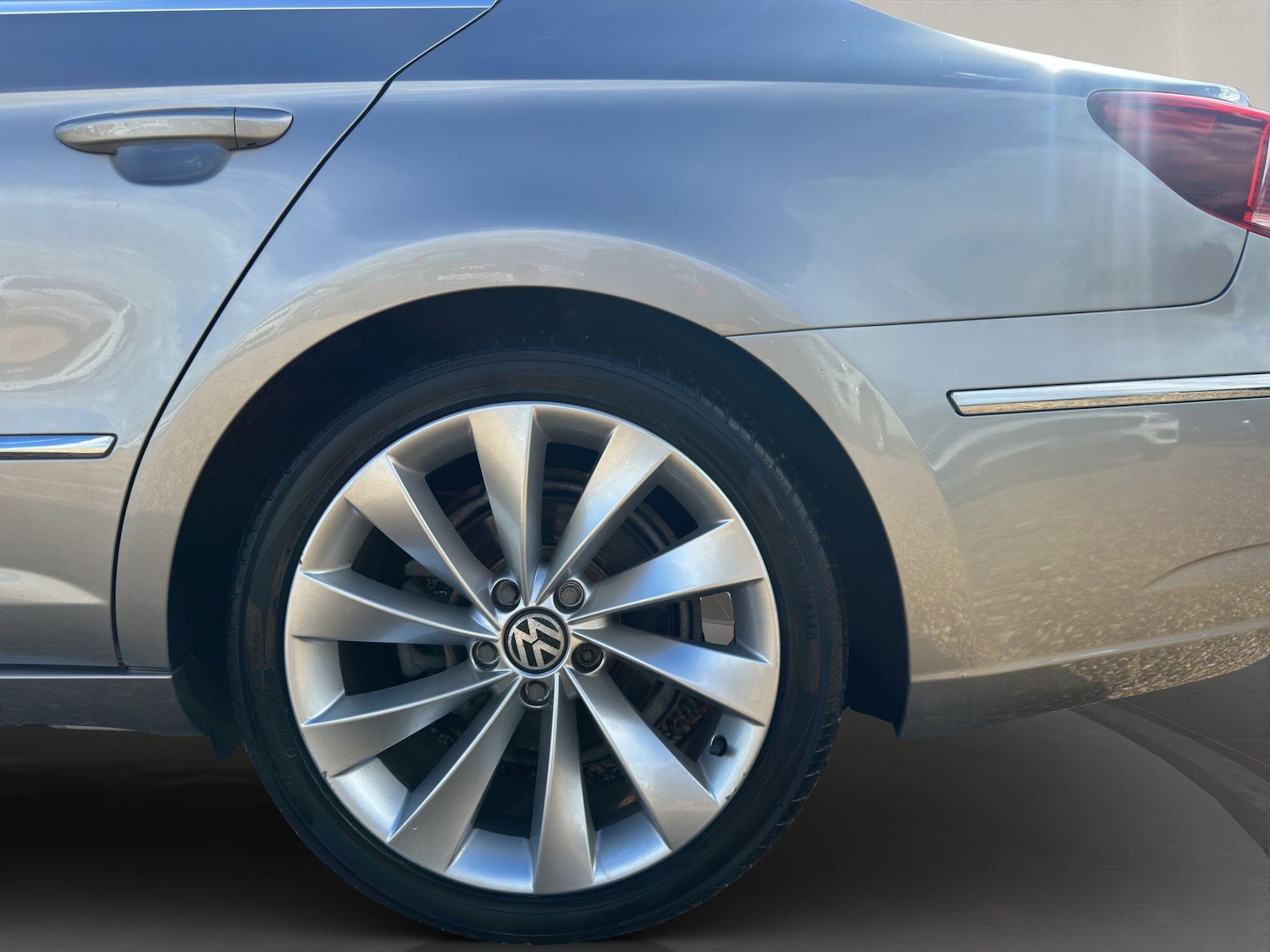 Used Volkswagen CC 2015 for sale - 75927319: Photo 24