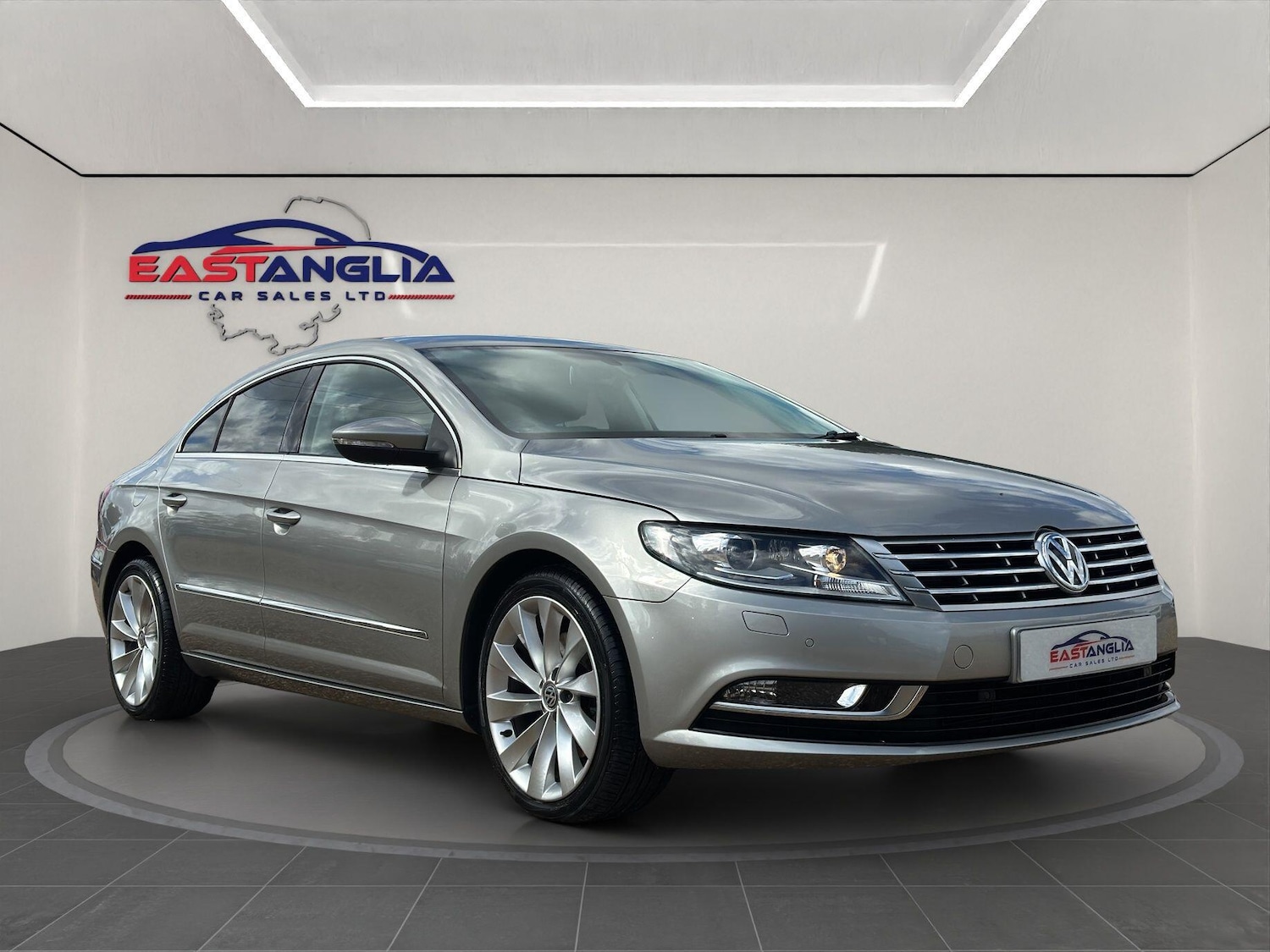 Used Volkswagen CC 2015 for sale - 75927319: Photo 4