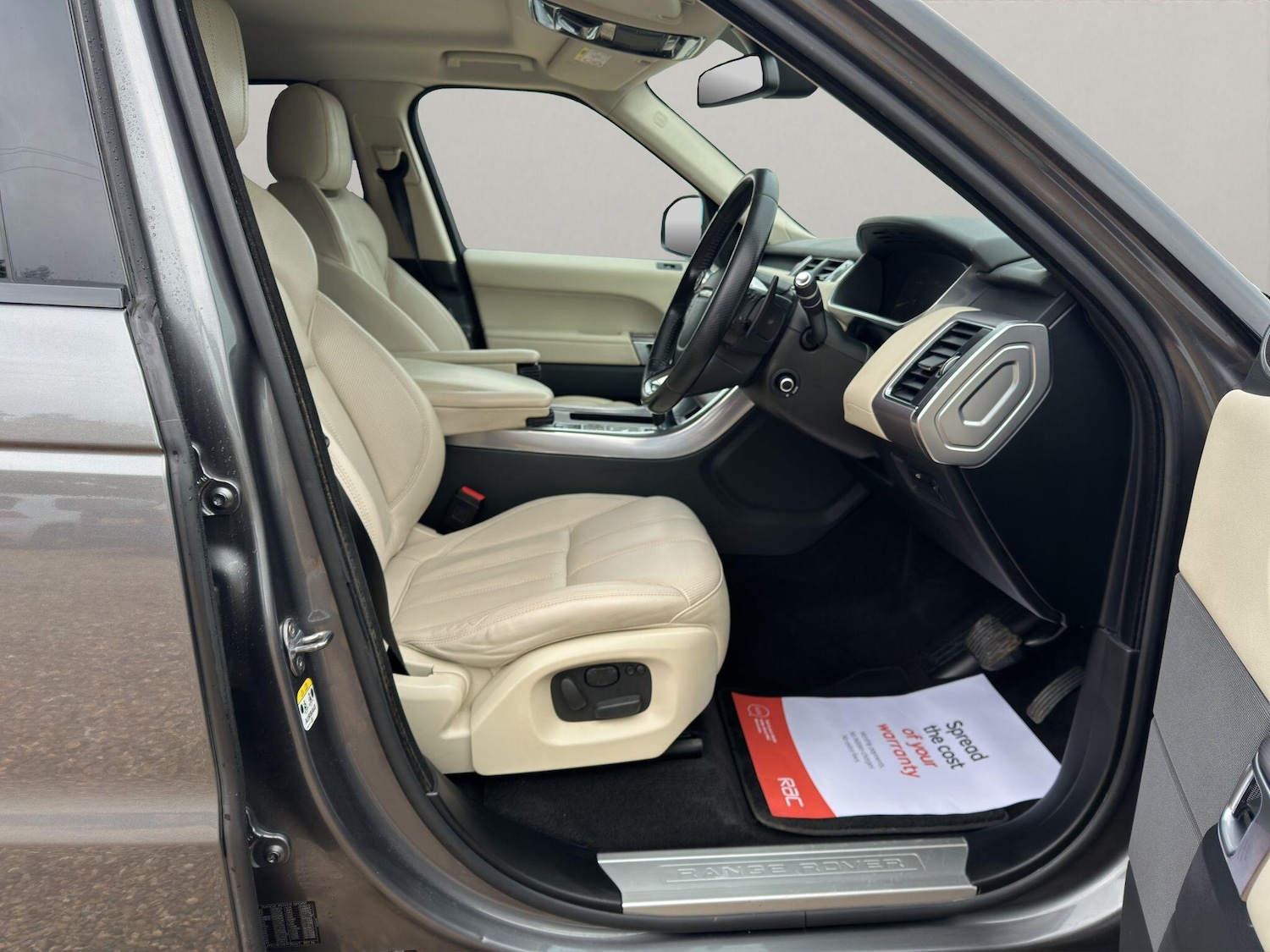 Used Land Rover Range Rover Sport 2014 for sale - 76284092: Photo 3