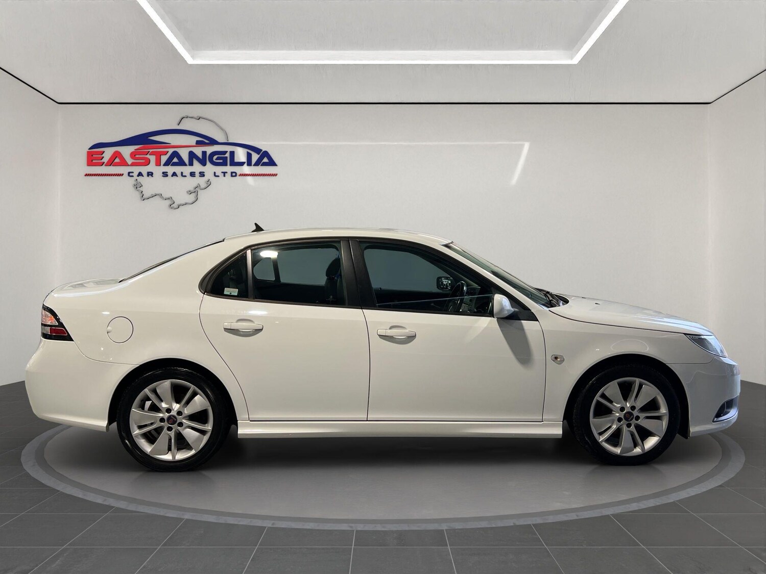 Used Saab 9-3 2010 for sale - 77633174: Photo 11