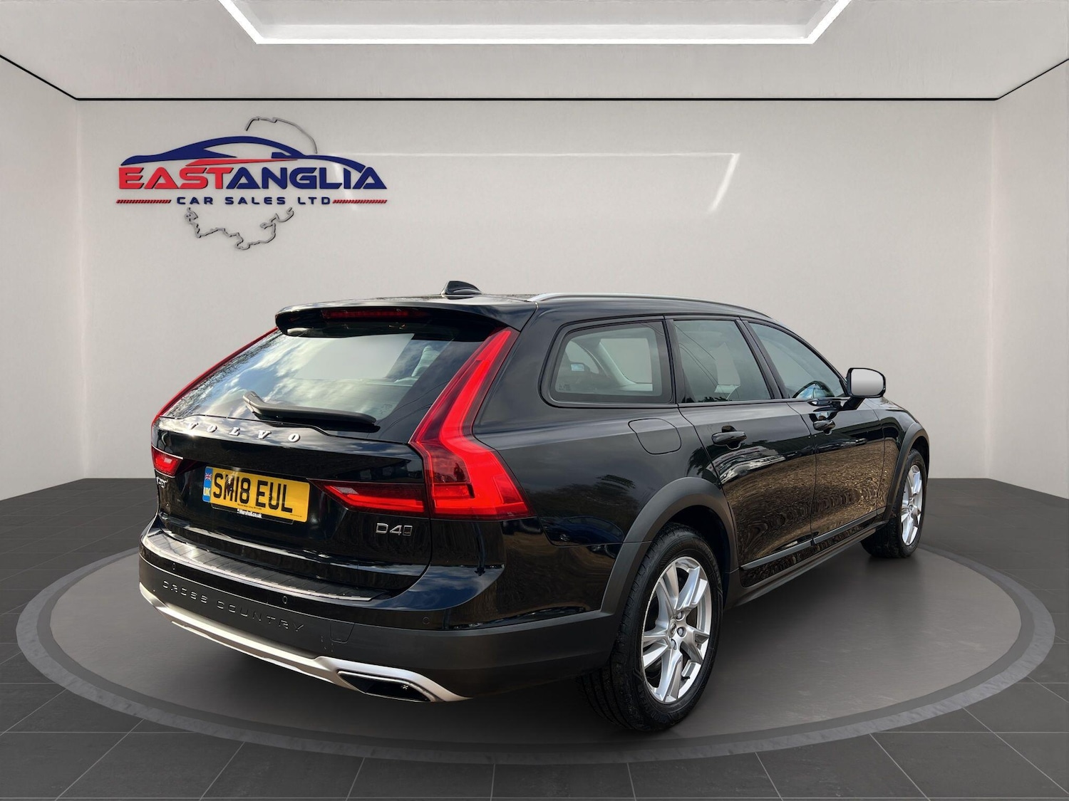 Used Volvo V90 Cross Country 2018 for sale - 76823588: Photo 13