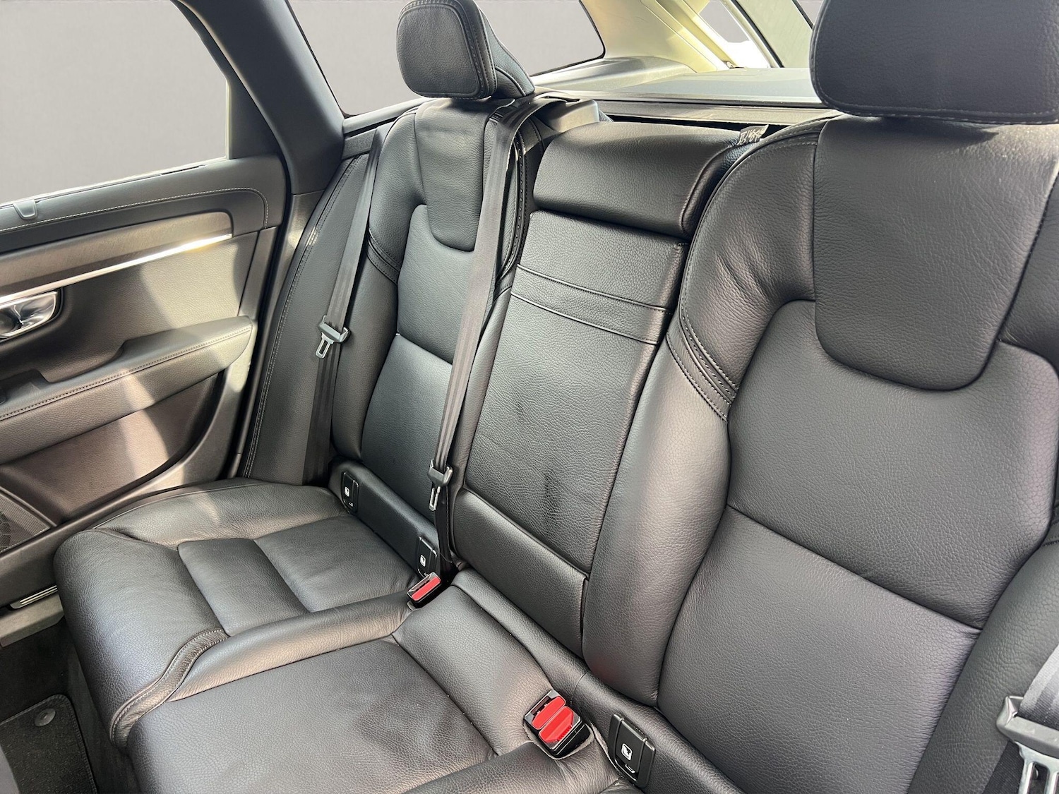 Used Volvo V90 Cross Country 2018 for sale - 76823588: Photo 15