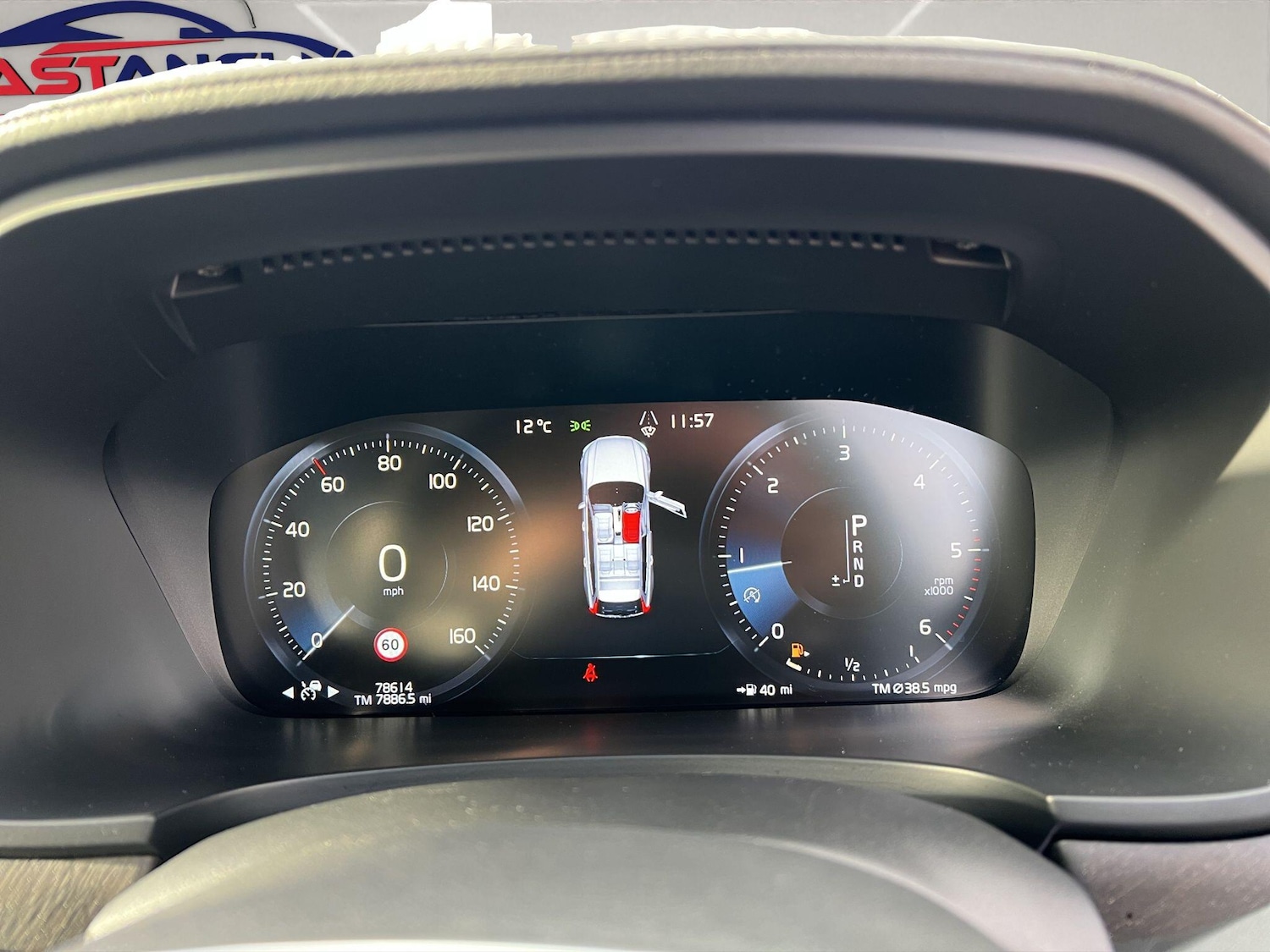 Used Volvo V90 Cross Country 2018 for sale - 76823588: Photo 35