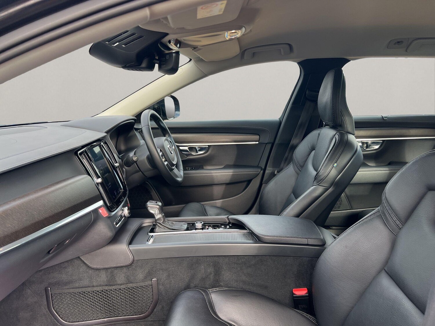 Used Volvo V90 Cross Country 2018 for sale - 76823588: Photo 41