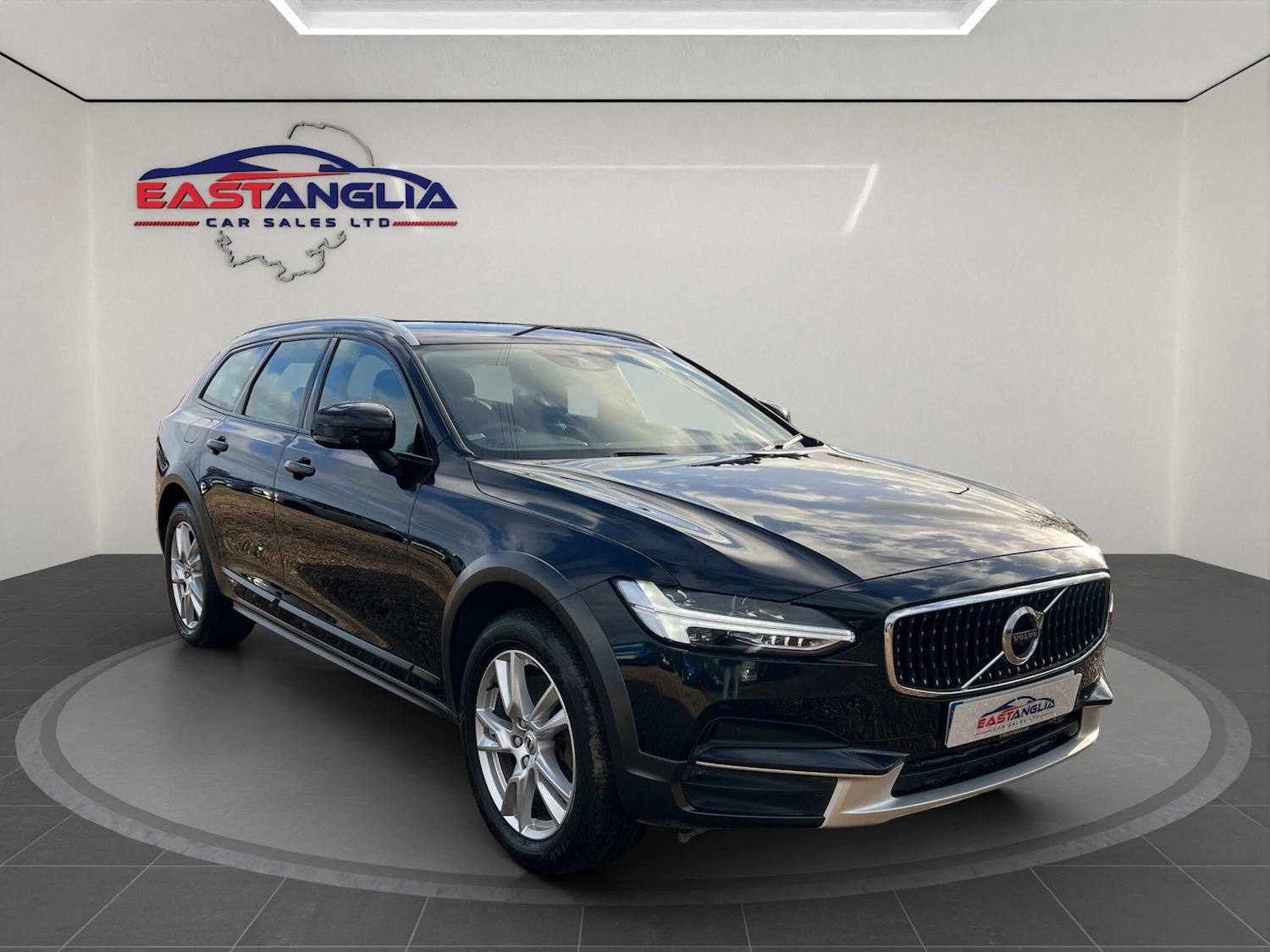 Used Volvo V90 Cross Country 2018 for sale - 76823588: Photo 7