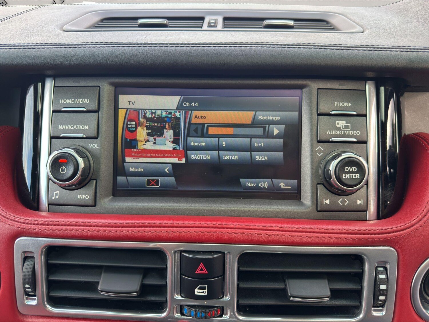 Vehicle 29
