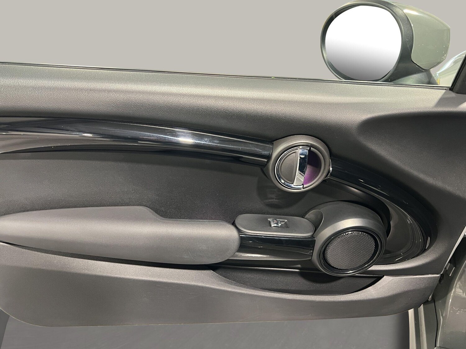 Used MINI Convertible 2019 for sale - 77344591: Photo 14