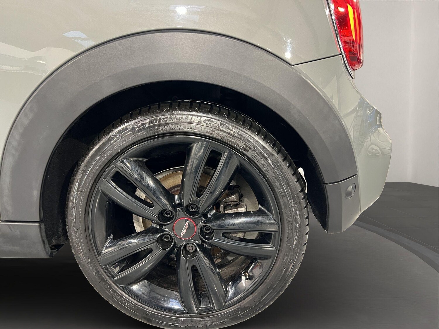 Used MINI Convertible 2019 for sale - 77344591: Photo 19