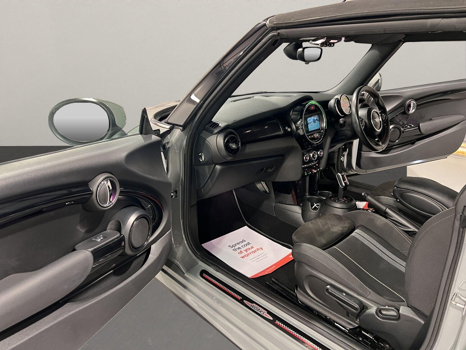 Used MINI Convertible 2019 for sale - 77344591: Photo 30